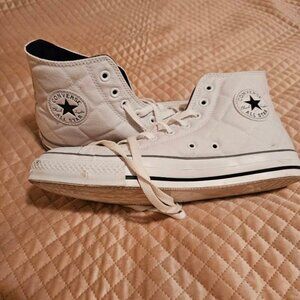 Vintage White quilted men's Converse Chuck Taylor Hi-tops